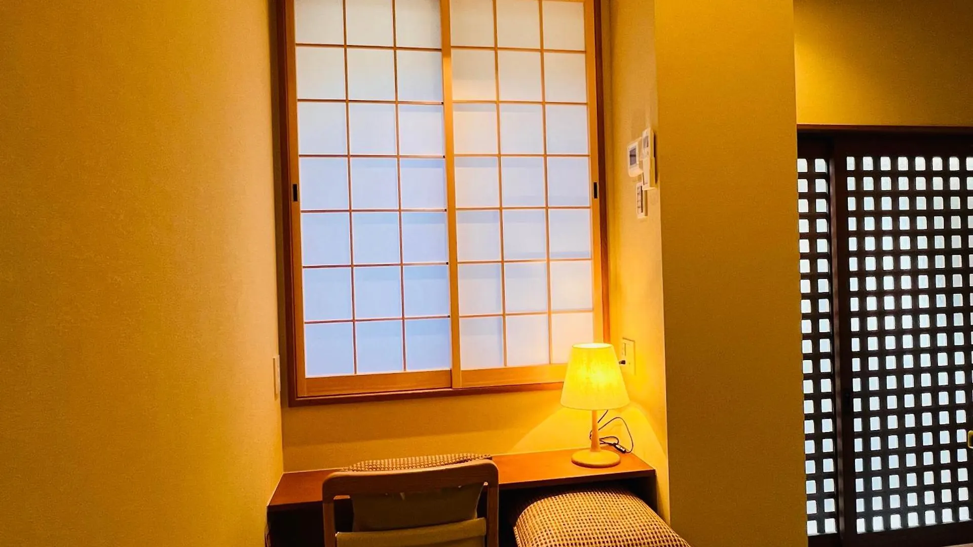 Hakukou Uromuro 京都